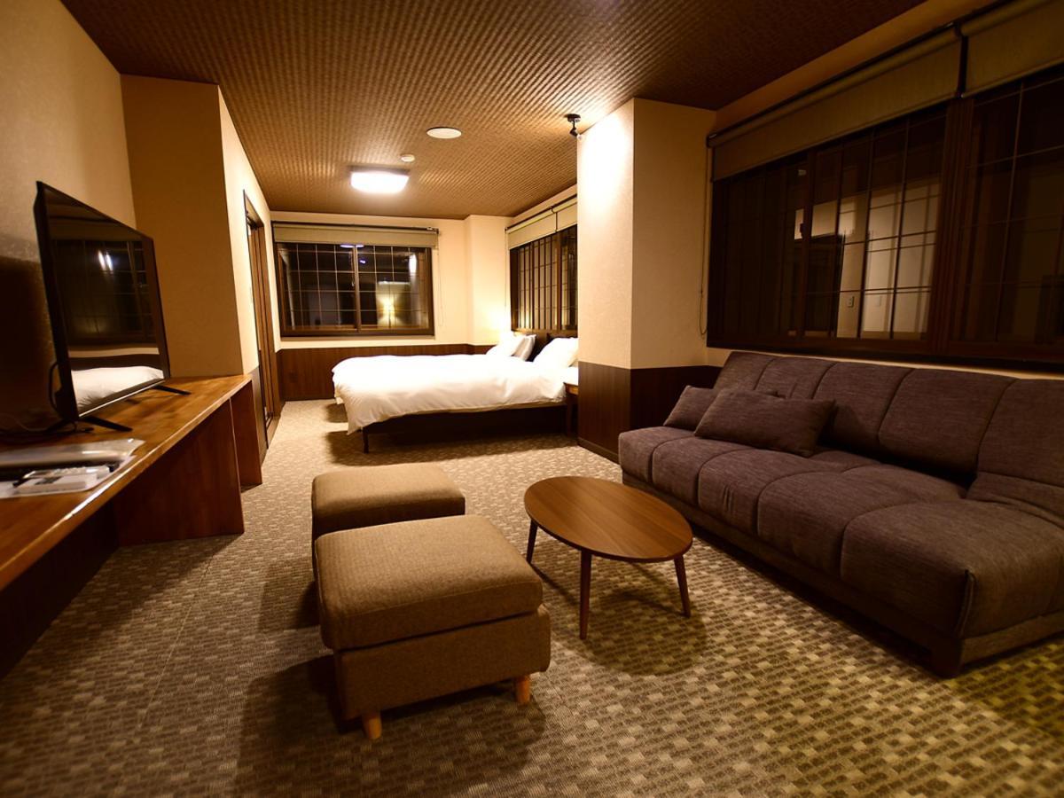 Kutsurogijyuku Shintaki Hotel Aizuwakamatsu Buitenkant foto